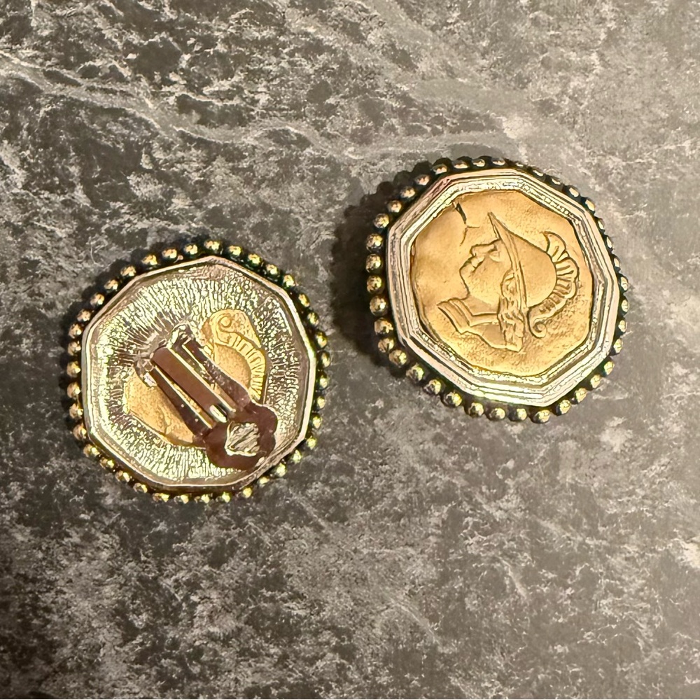 Vintage Roman Coin Clip-on Earrings - Picture 2 of 2